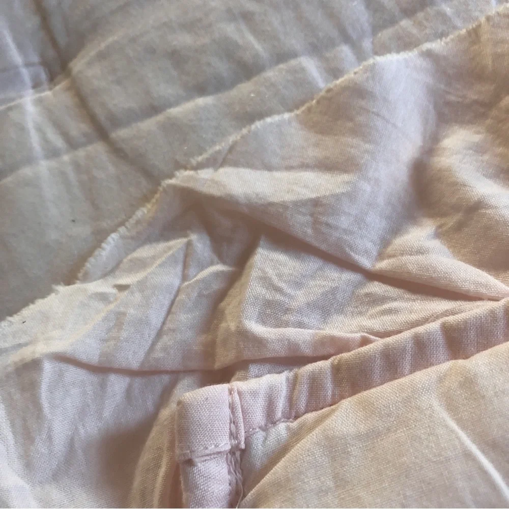 Linden Street King Comforter Wisteria Blush Pink Quilted Lightweight Romantic￼ ￼